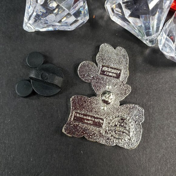 Disney Minnie Mouse Pin Hidden Mickey Good Trading Badge Lapel Pin Brooch Bow - Picture 3 of 6